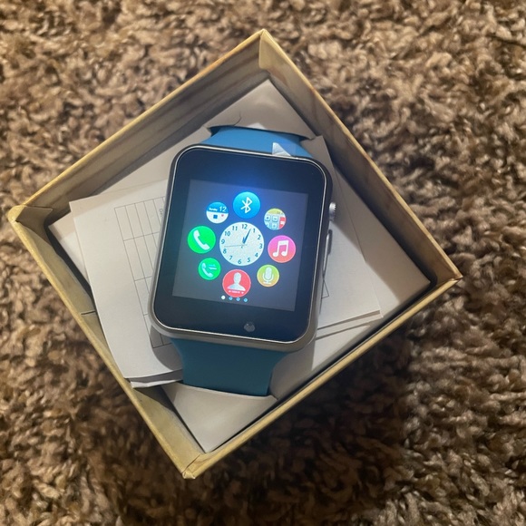 Smart Watch with Bluetooth connectivity - Picture 2 of 4